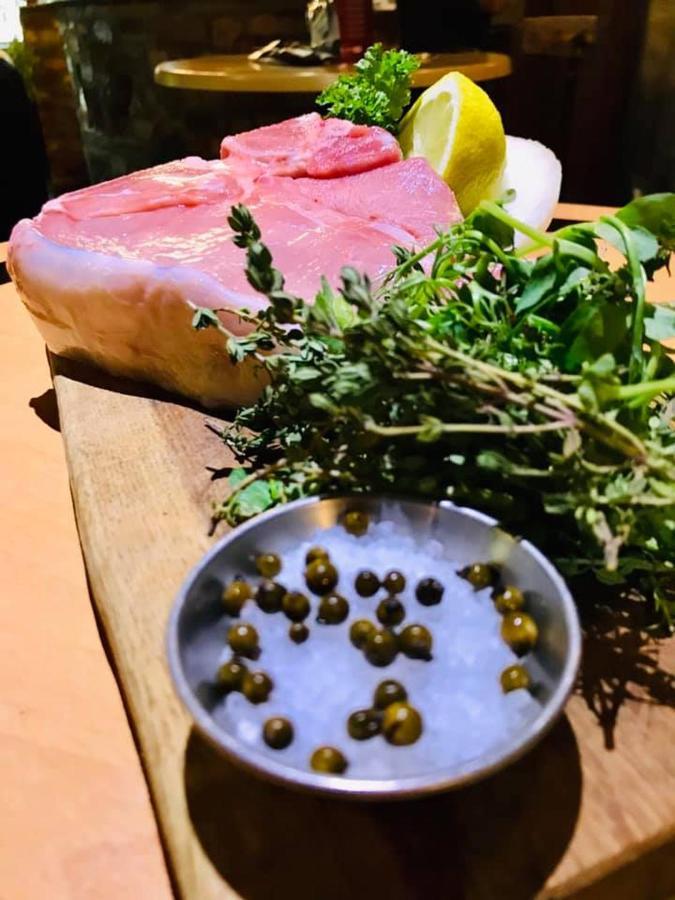 Michelangelos - Rooms, Restaurant & Bar เกทส์เฮด ภายนอก รูปภาพ